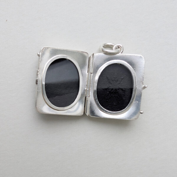 LocketKreuz3 LocketKreuz3